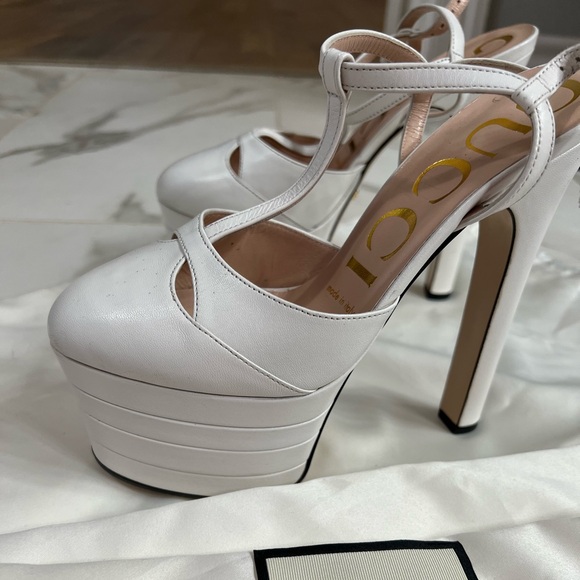 Gucci Leather Platform Pump in White - Picture 4 of 9